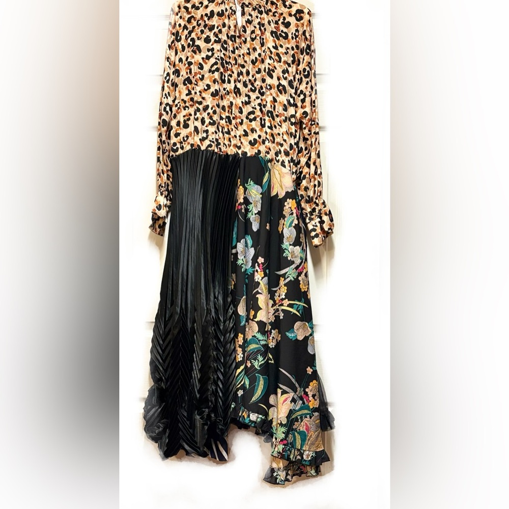 Leopard and Floral Pleated Skirt - Picture 2 of 5